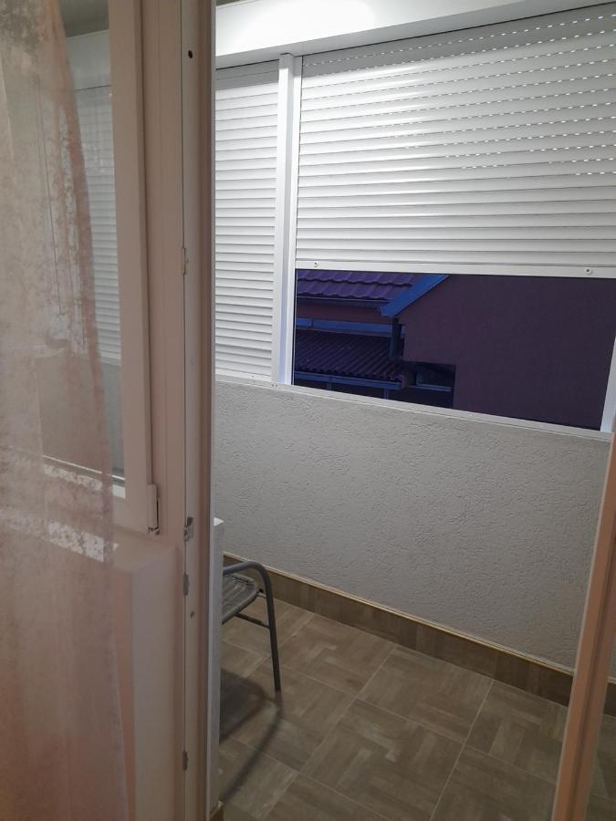 Holiday Apartaments 2 Ni エクステリア 写真