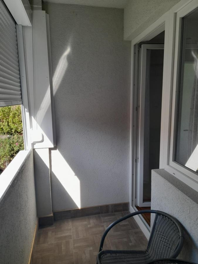 Holiday Apartaments 2 Ni エクステリア 写真